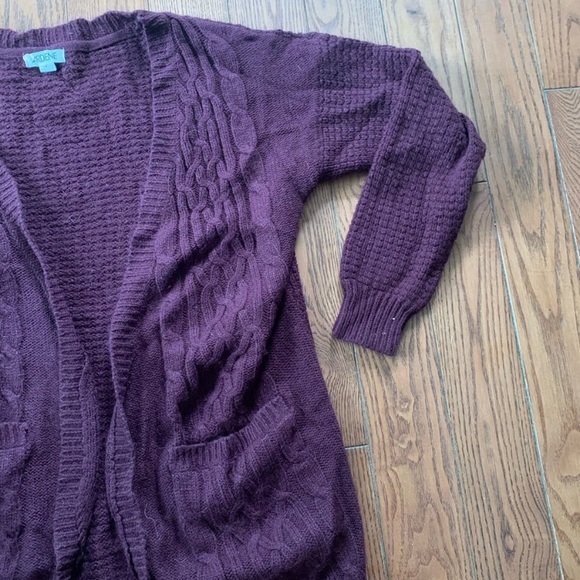 2 for 10 Purple cardigan - Picture 2 of 2